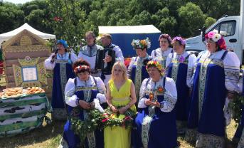 В Добринском районе прошел 12 фестиваль «Поет гармонь над Битюгом»
