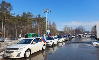 В Липецке прошёл автопробег в поддержку военнослужащих РФ и жителей ДНР и ЛНР